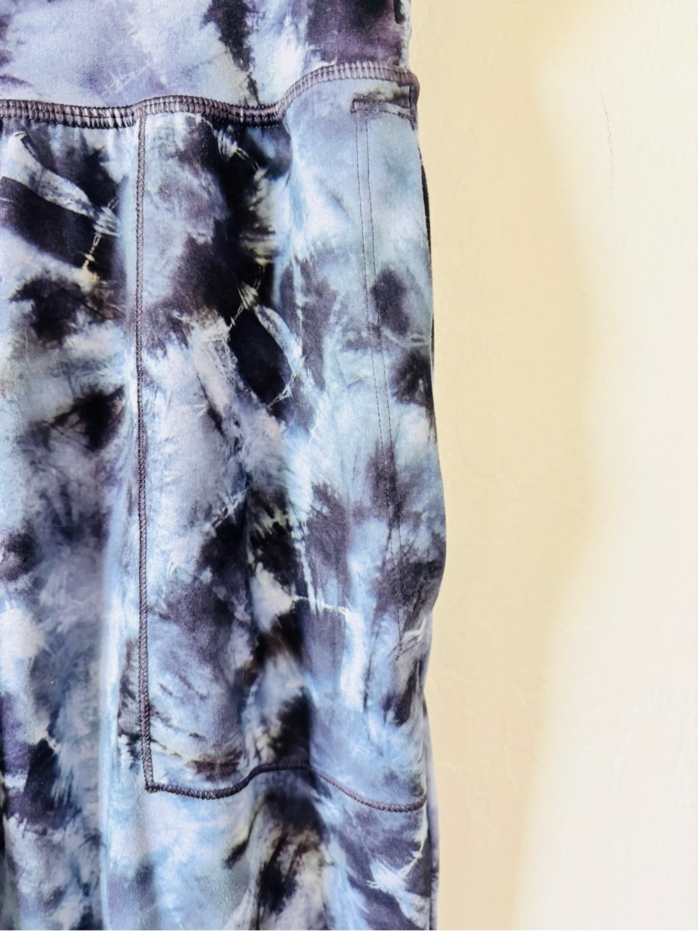 Athleta tie-Dye Jogger Pants - Blue/Black - Picture 3 of 11